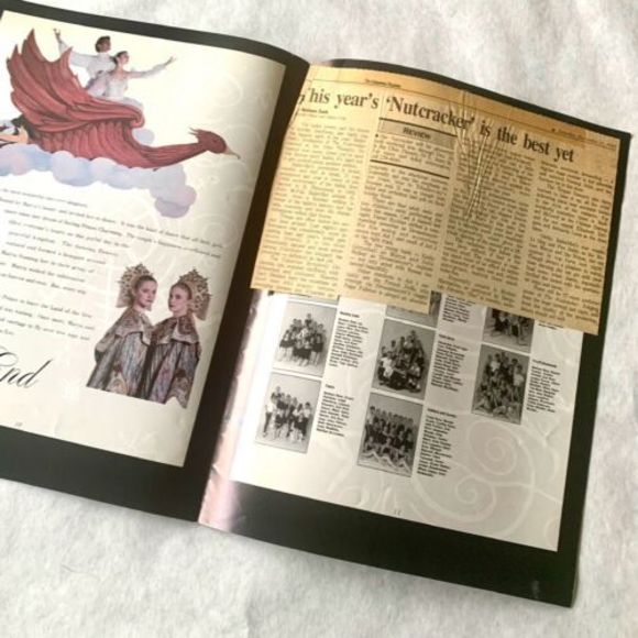 The Nutcracker Ballet Souvenir Program Columbus Ohio 1992 W/Newspaper Articles - Picture 4 of 4